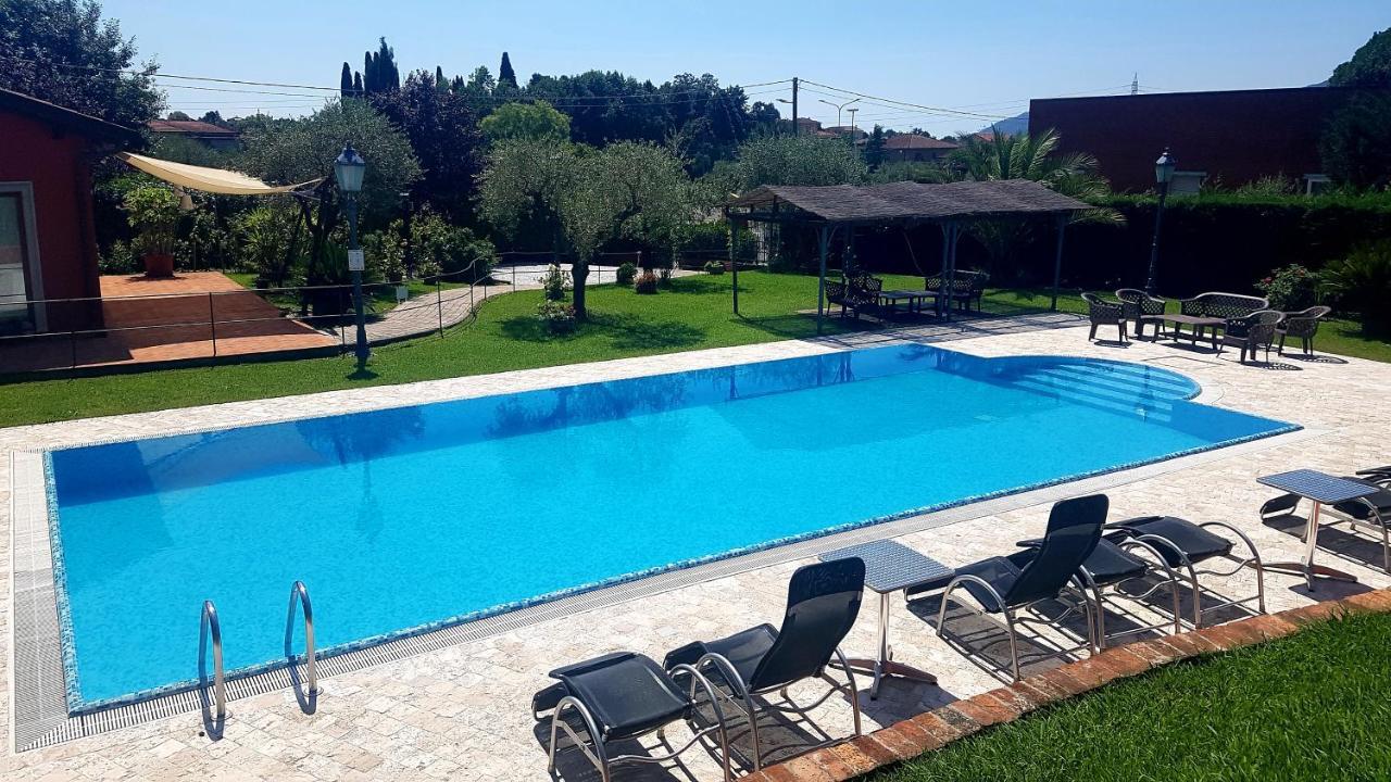 Albergo La Luna Sarzana Εξωτερικό φωτογραφία