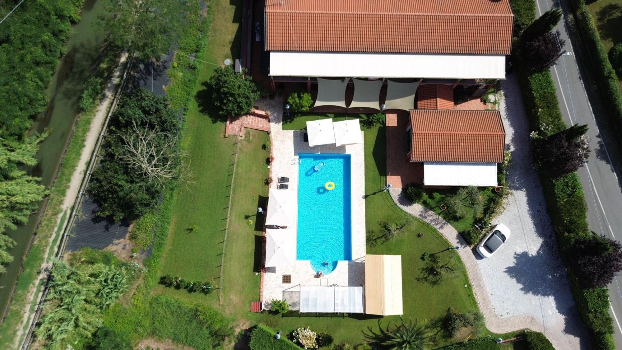 Albergo La Luna Sarzana Εξωτερικό φωτογραφία