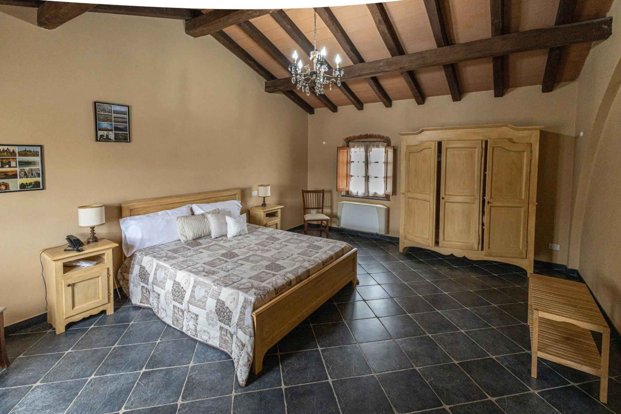 Albergo La Luna Sarzana Εξωτερικό φωτογραφία