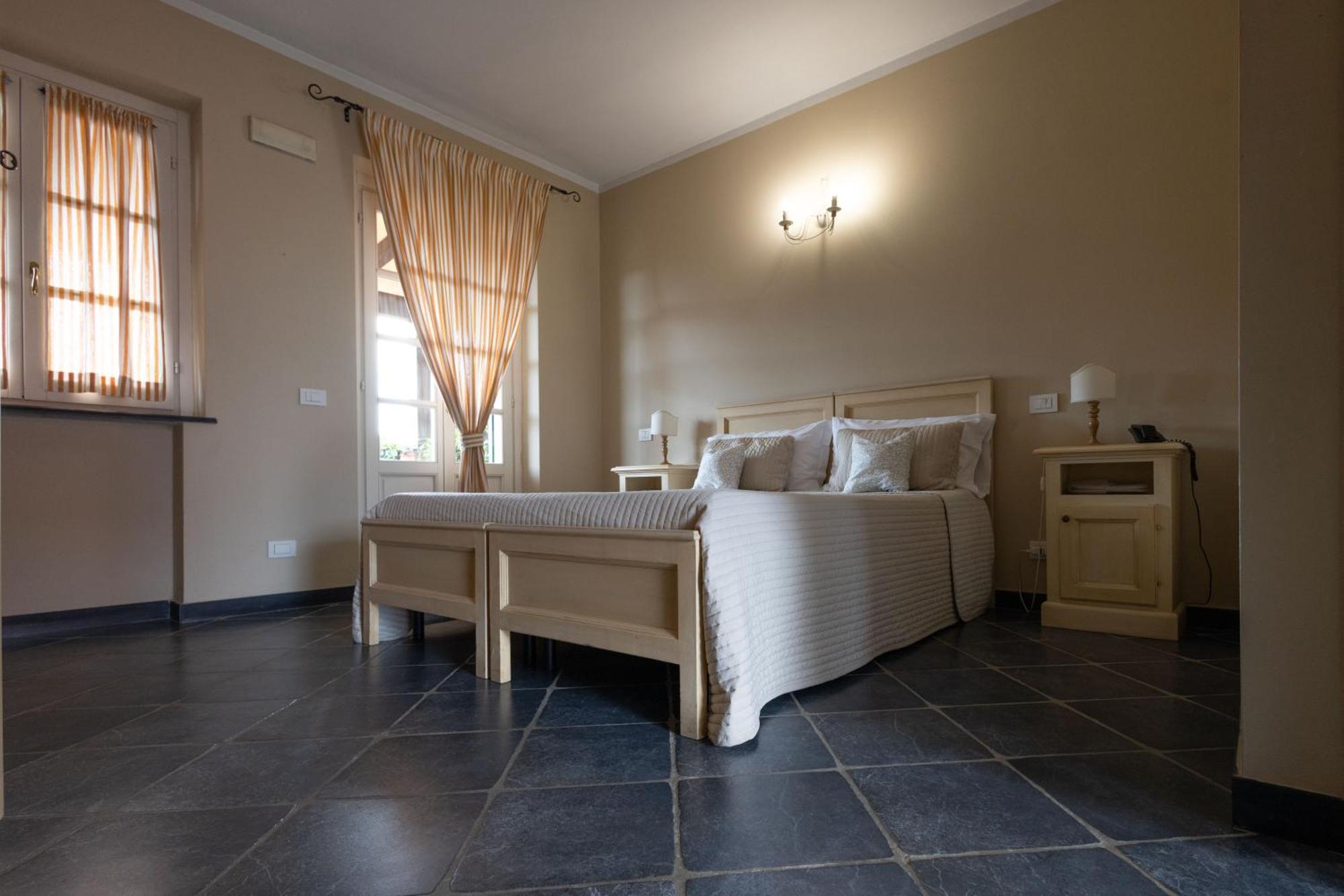Albergo La Luna Sarzana Εξωτερικό φωτογραφία