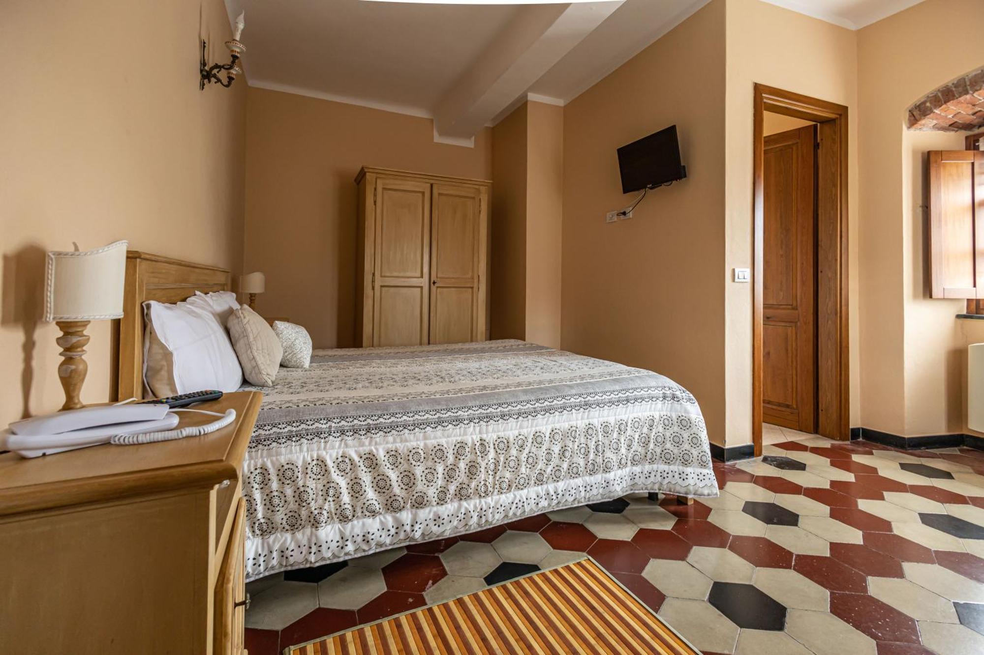 Albergo La Luna Sarzana Εξωτερικό φωτογραφία