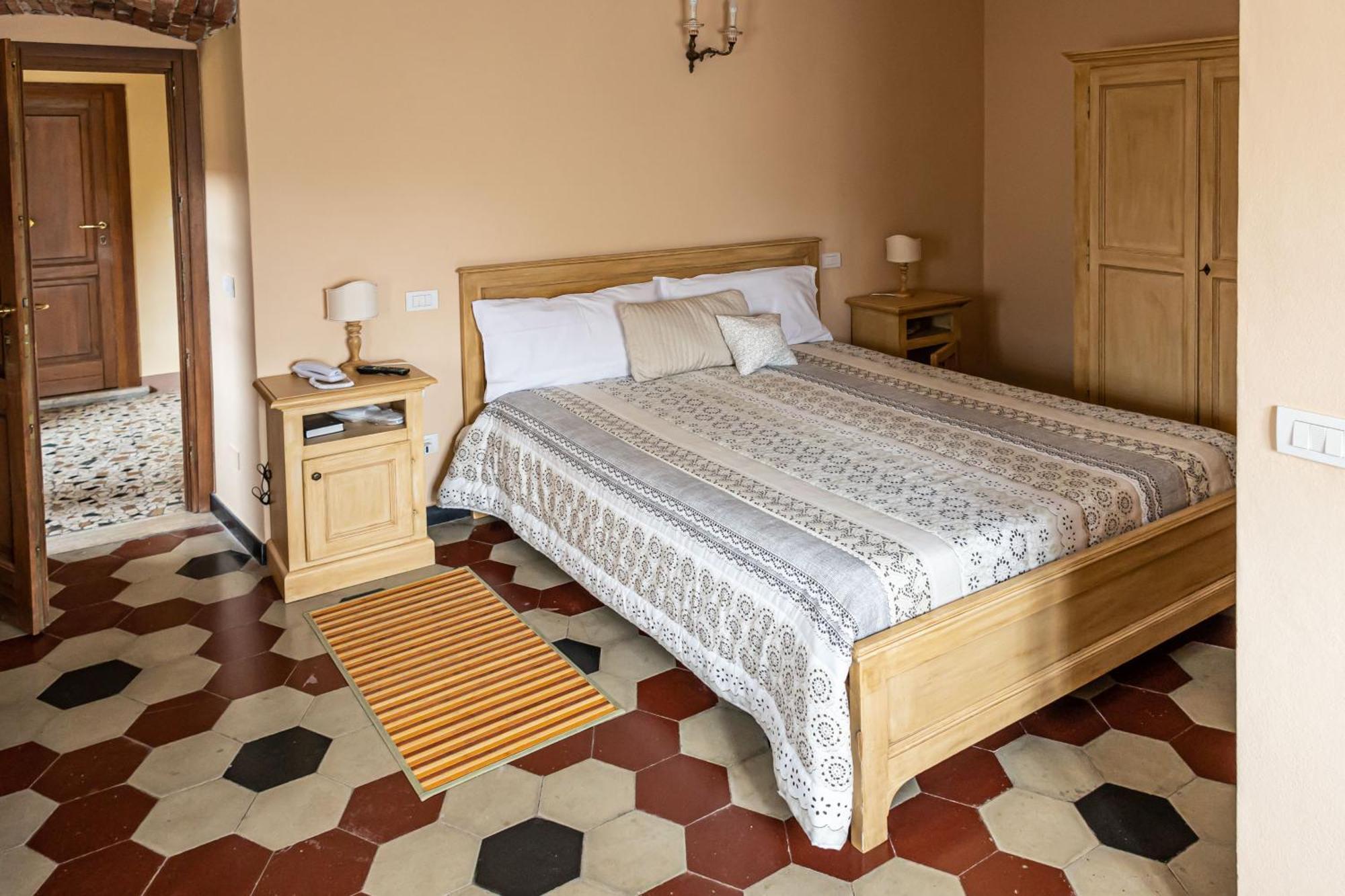 Albergo La Luna Sarzana Δωμάτιο φωτογραφία