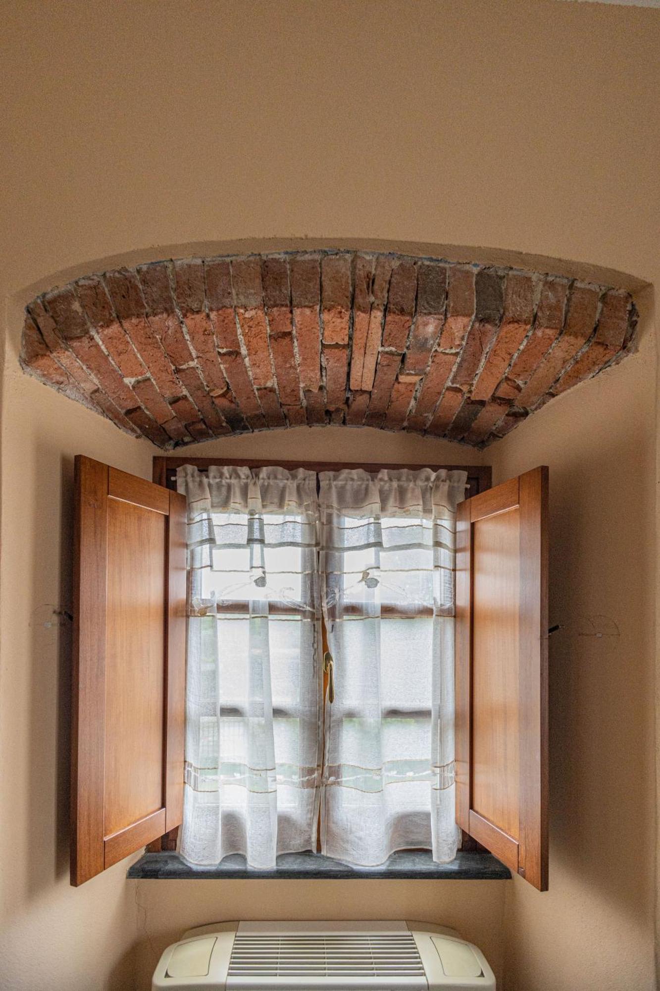 Albergo La Luna Sarzana Εξωτερικό φωτογραφία