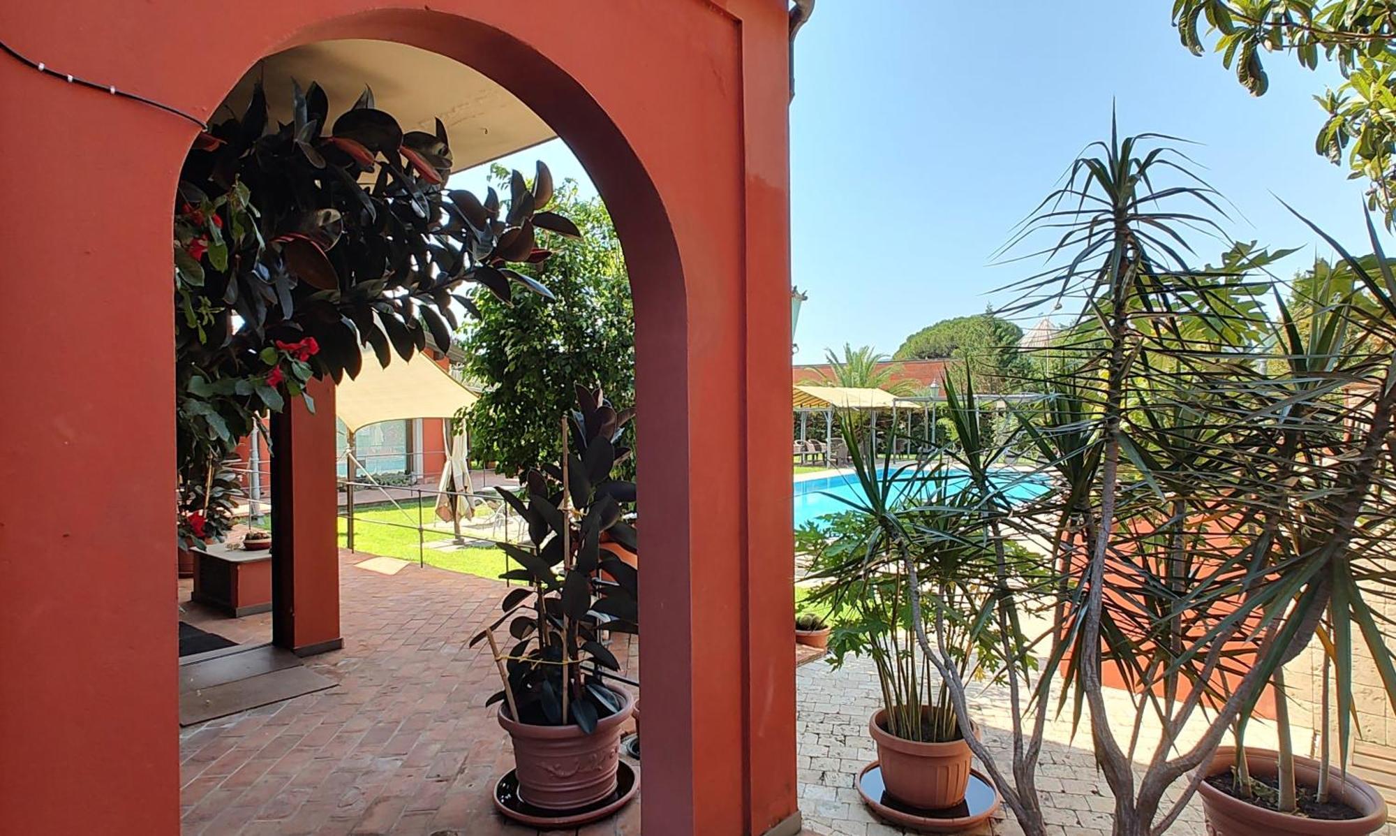 Albergo La Luna Sarzana Εξωτερικό φωτογραφία